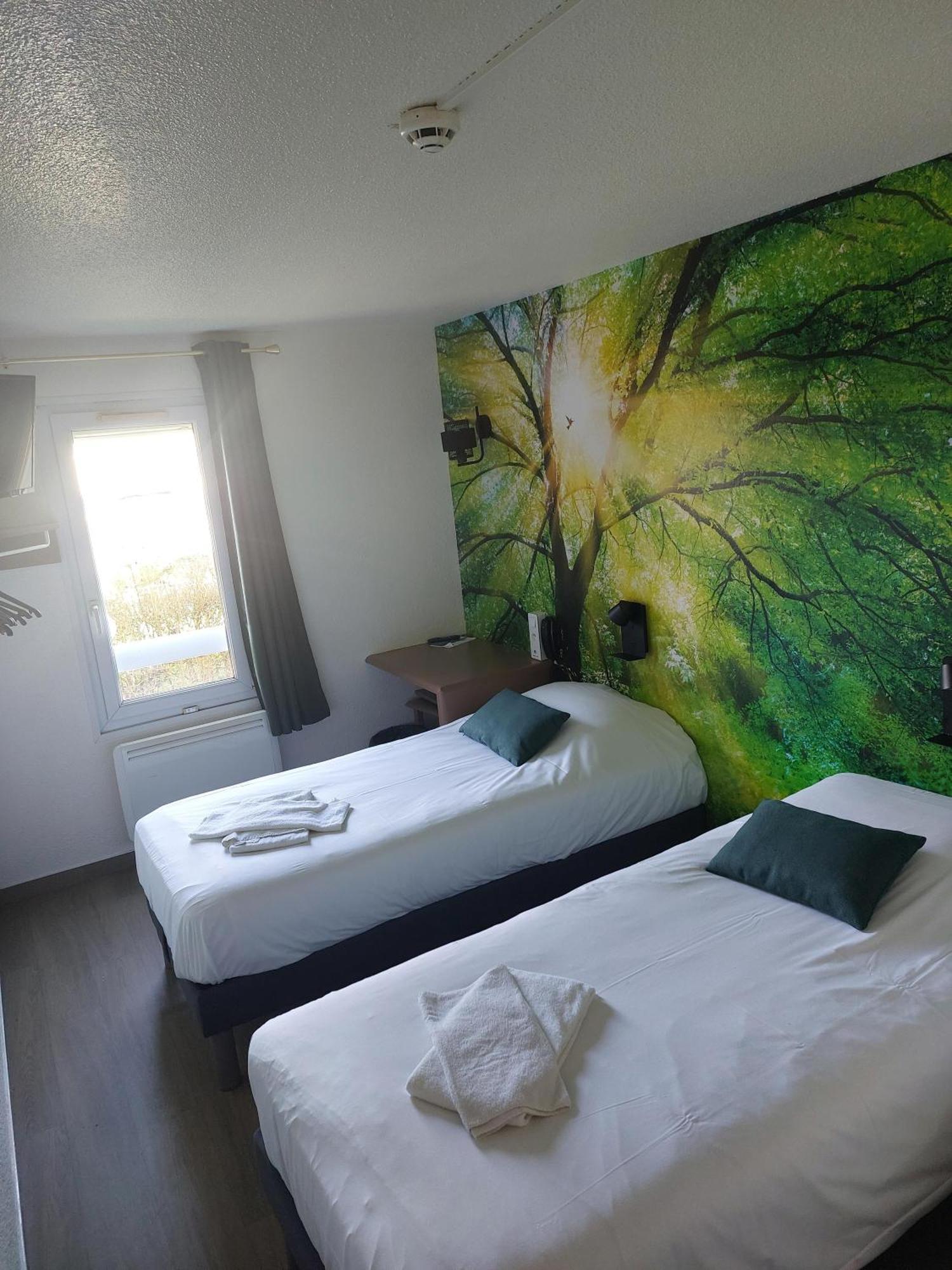 Fasthotel Jaux Exterior photo